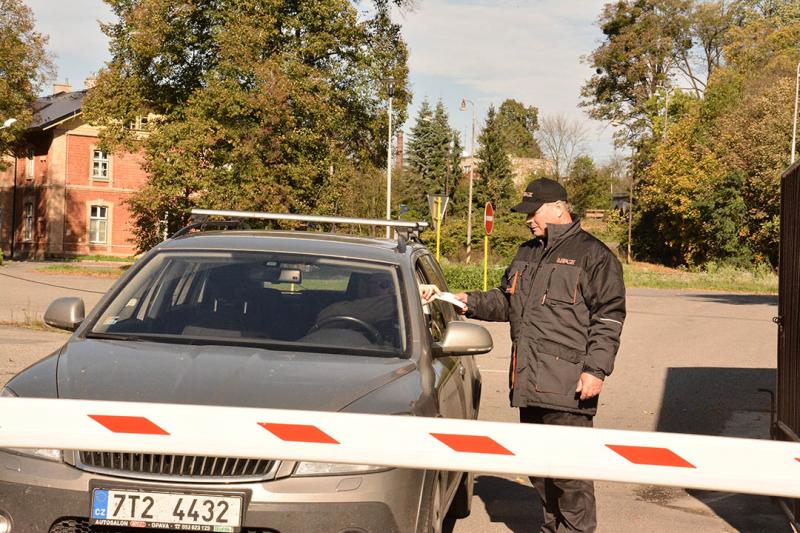 Bezpečnostní služba 1