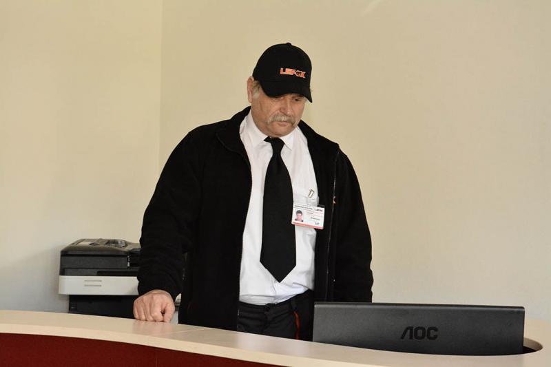 Bezpečnostní služba 2